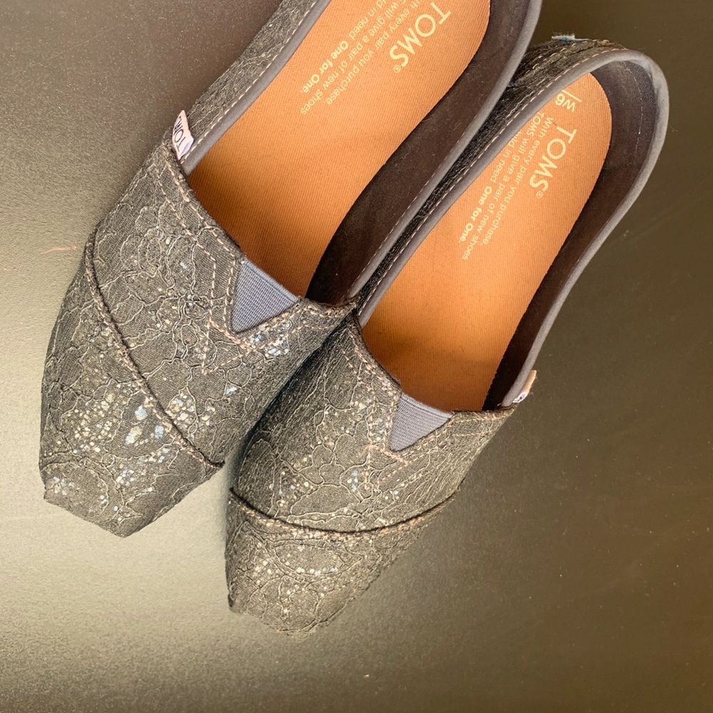 toms shoes